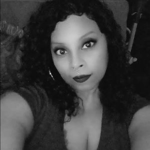 Meet your Posher, Sherrie